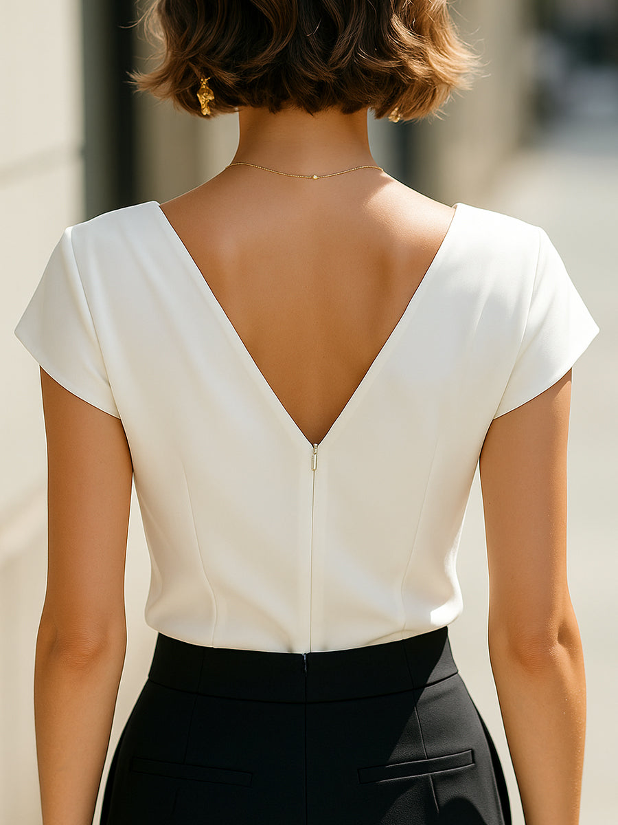 Elegant Sleeveless V - Neck Pleated Blouse