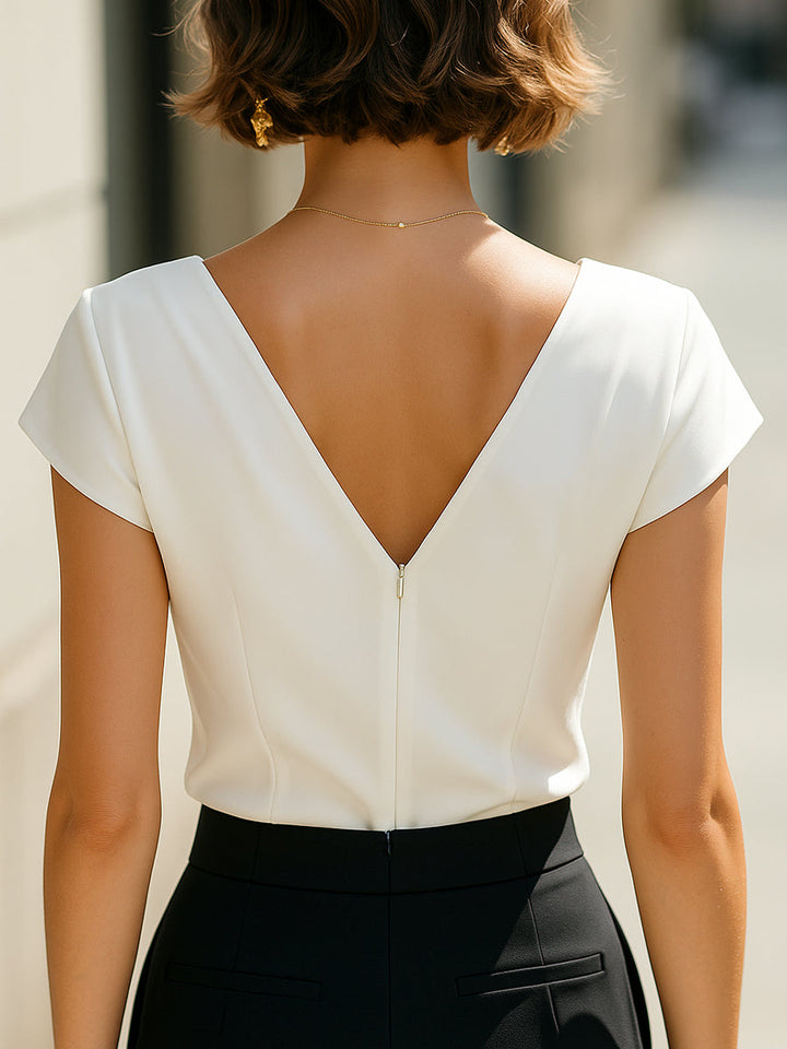 Elegant Sleeveless V - Neck Pleated Blouse