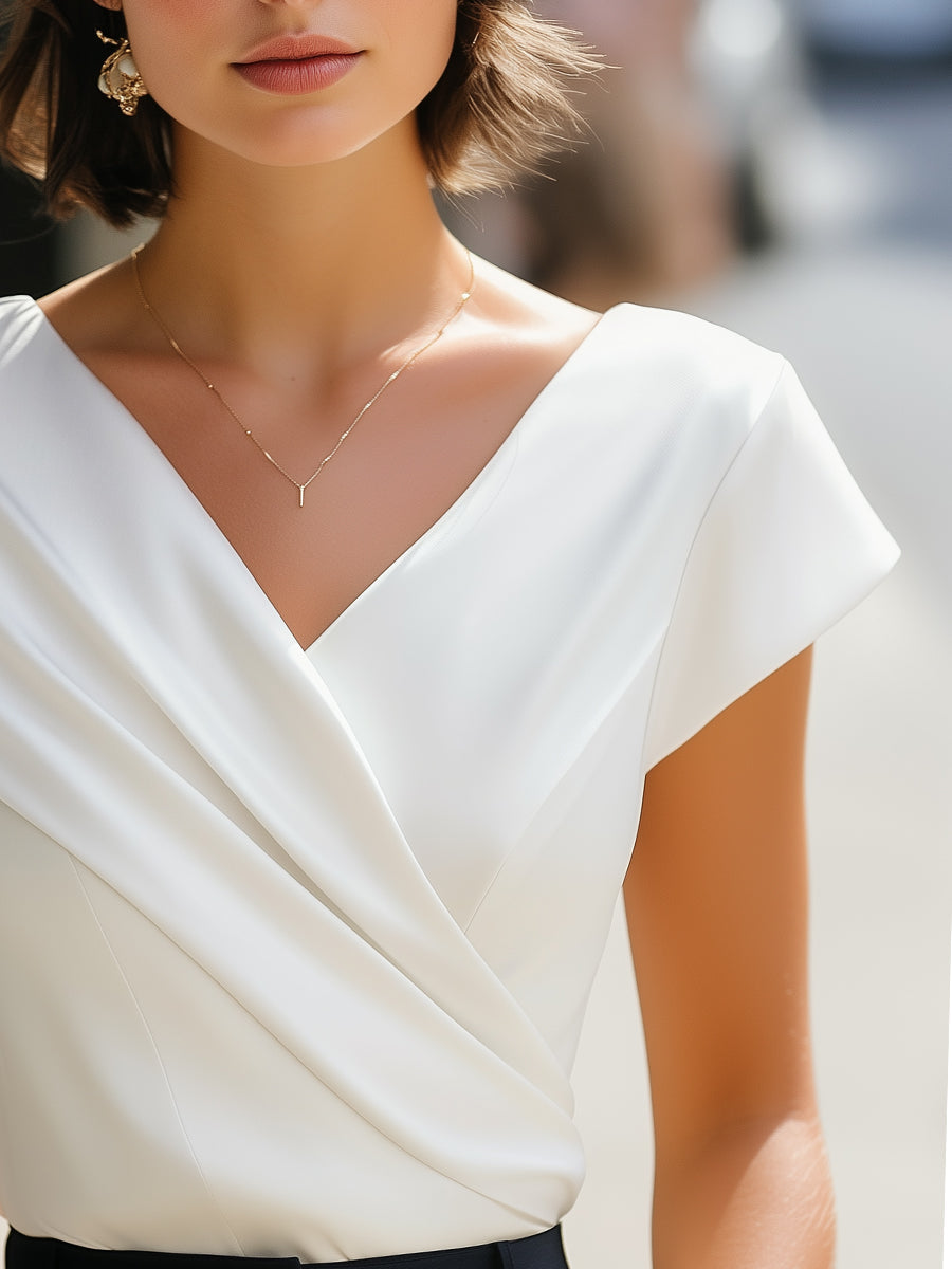 Elegant Sleeveless V - Neck Pleated Blouse