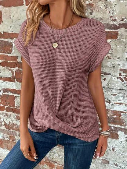 Sophie - The Sweetheart Round Neck T-Shirt